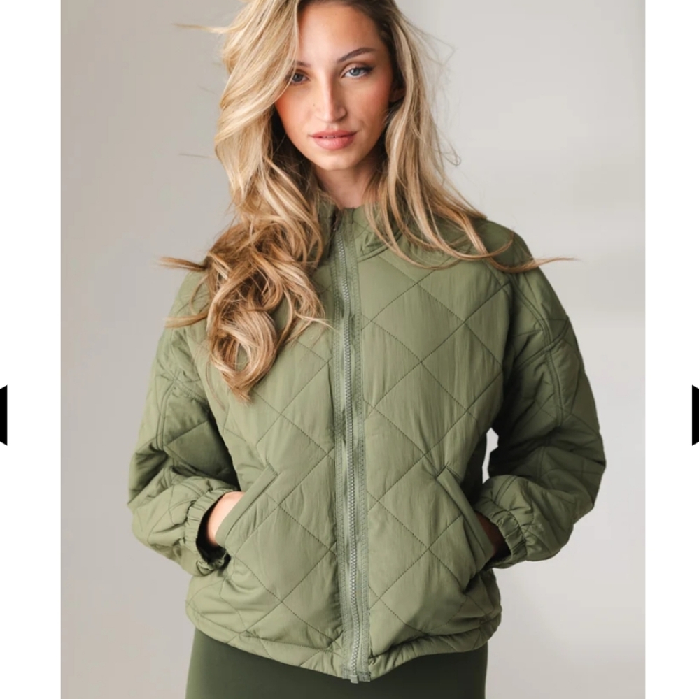 Vitality puffer jacket - olive